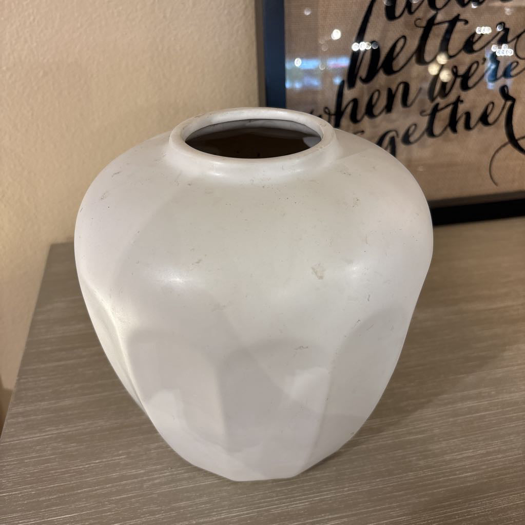 White Porcelain Vase SMALLS