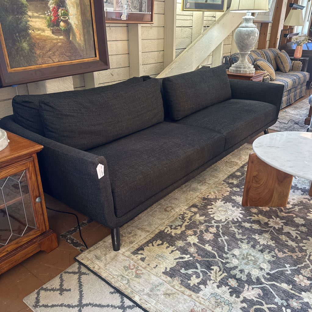 Design On Stock Sofa