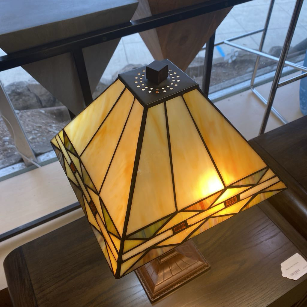 Small Tiffany Style Table Lamp