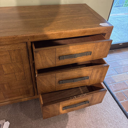 Traditional Wood Buffet C CABINETS