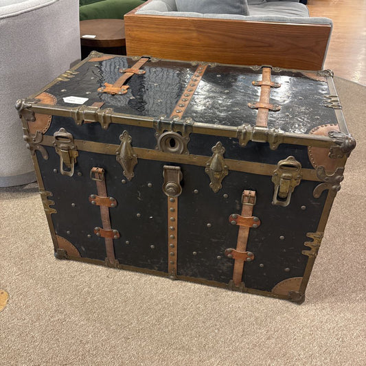 1920's Steamer Trunk C TRUNKS