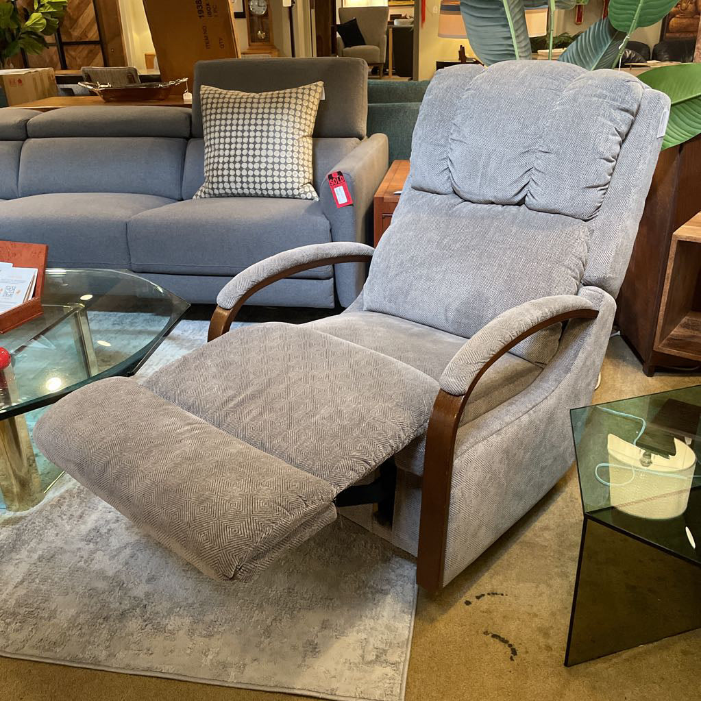 Grey Fabric La-Z-Boy Recliner Chair w/Curved Wood Arms U ACCENT CHAIRS