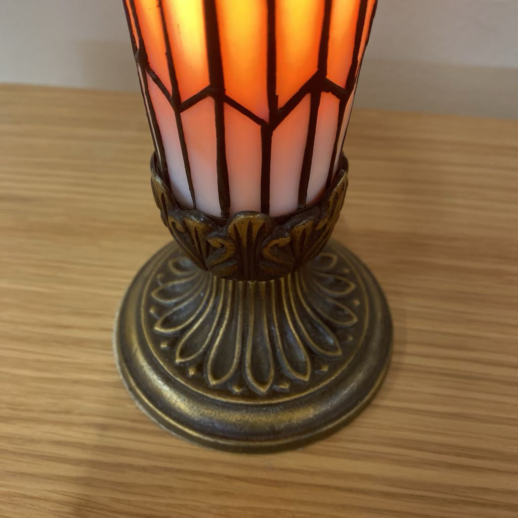 Vintage Tiffany Style Stained Glass Pond Lily Table Lamp