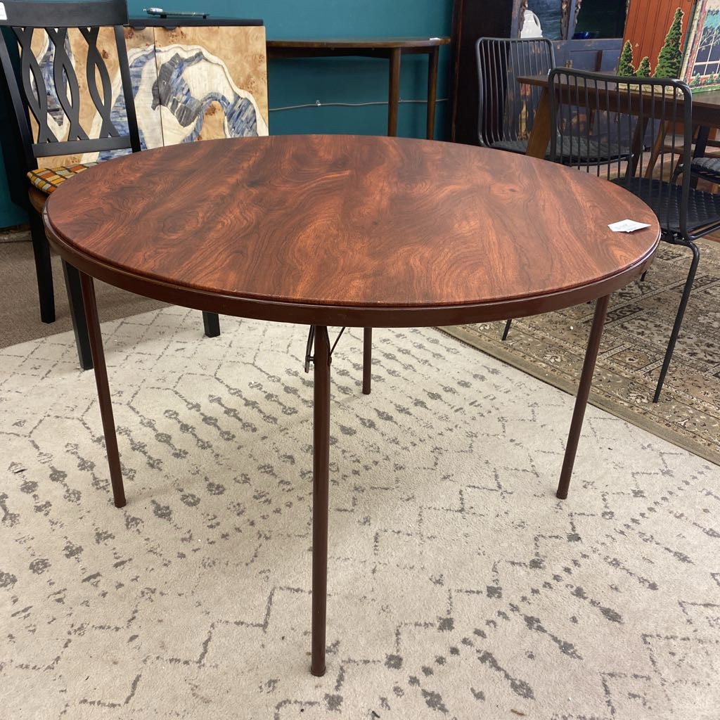 Round Faux Wood Card Table