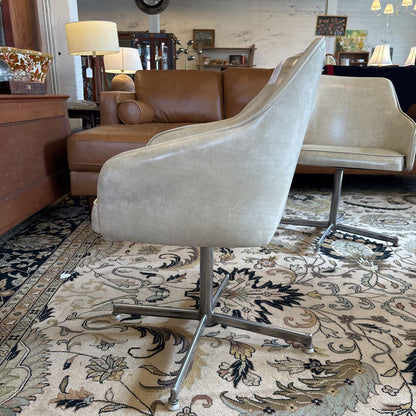 Retro Chair C DINING CHAIRS