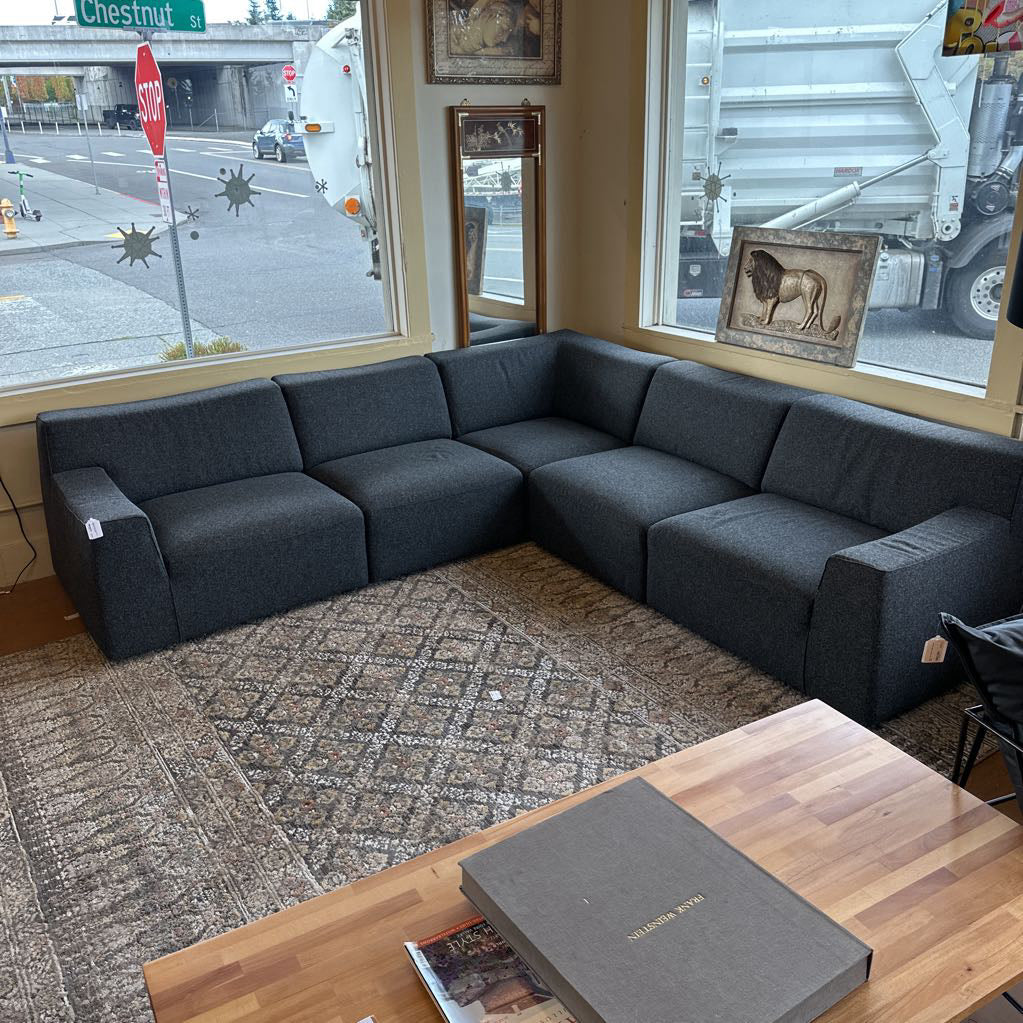 Mobital Scoop 5 Piece Sectional In Peppercorn Tweed
