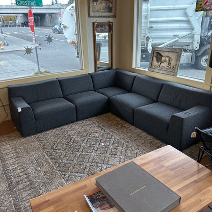 Mobital Scoop 5 Piece Sectional In Peppercorn Tweed