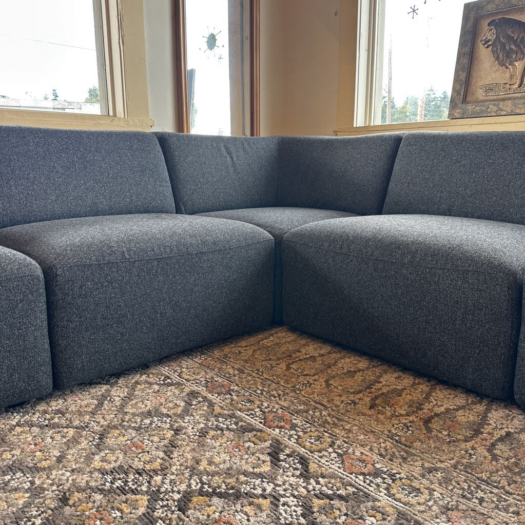 Mobital Scoop 5 Piece Sectional In Peppercorn Tweed