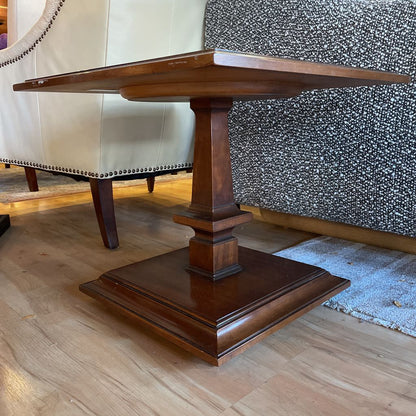 Mahogany Finish Square Traditional Style End Table C SIDE TABLES