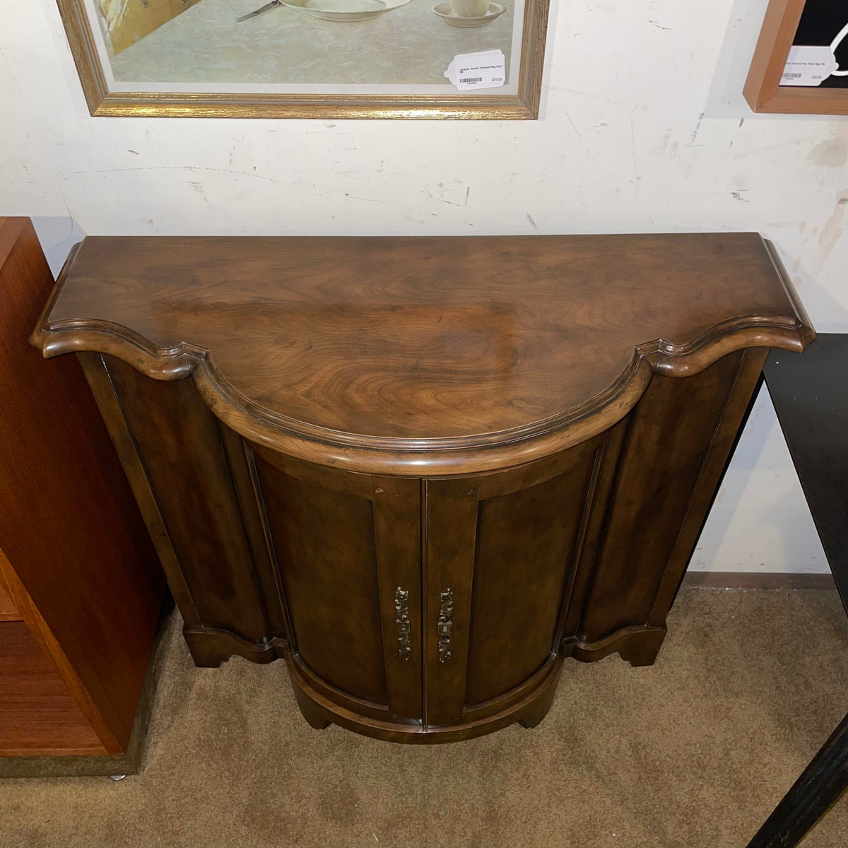 Traditional Style 2 Door Curved Front Entry Cabinet C CABINETS