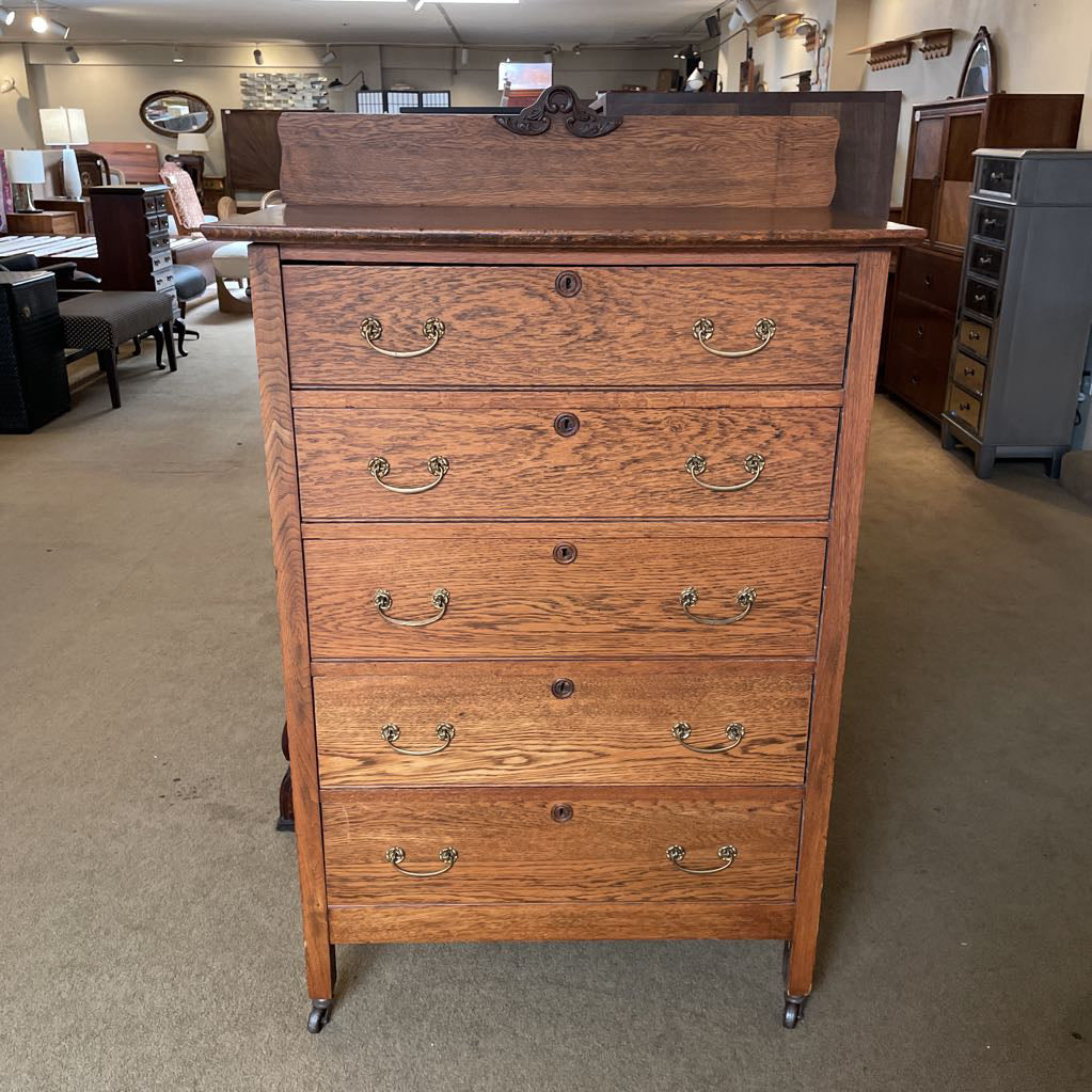 Vintage Oak 5 Drawer Dresser w Trim Detail *Key At Desk* C HIGHBOYS