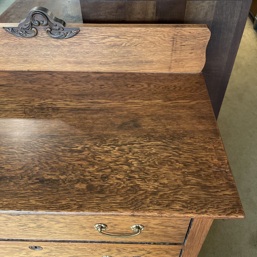 Vintage Oak 5 Drawer Dresser w Trim Detail *Key At Desk* C HIGHBOYS