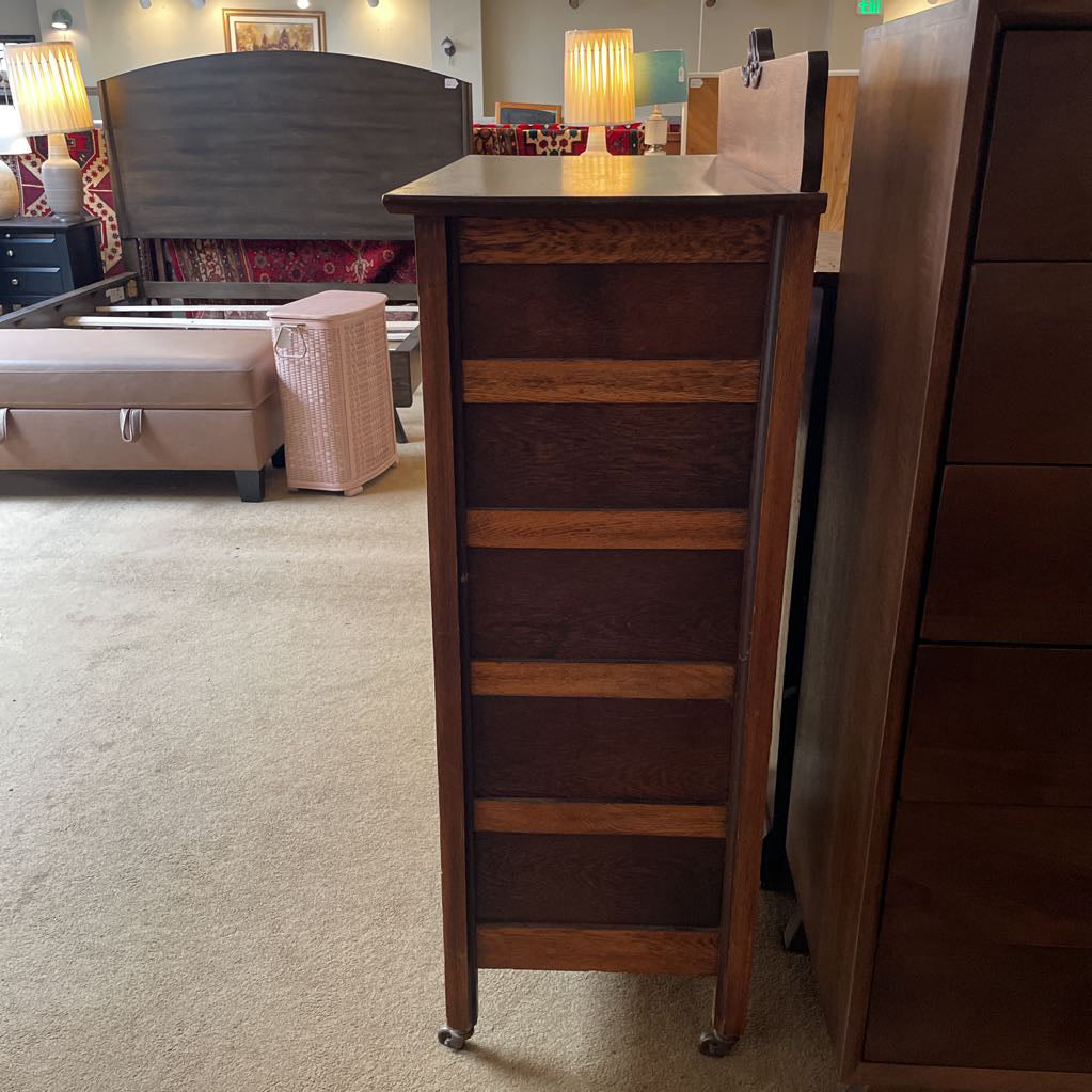 Vintage Oak 5 Drawer Dresser w Trim Detail *Key At Desk* C HIGHBOYS