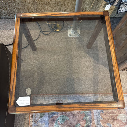 Traditional Side Table w/Smoked Glass Top C SIDE TABLES