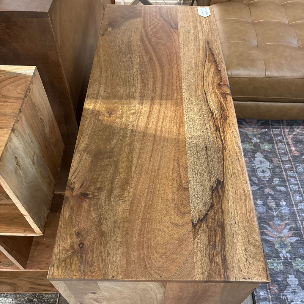 Birger 4 Drawer 1 Door Chest C CABINETS