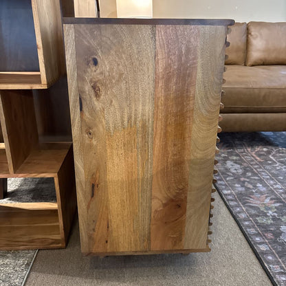Birger 4 Drawer 1 Door Chest C CABINETS