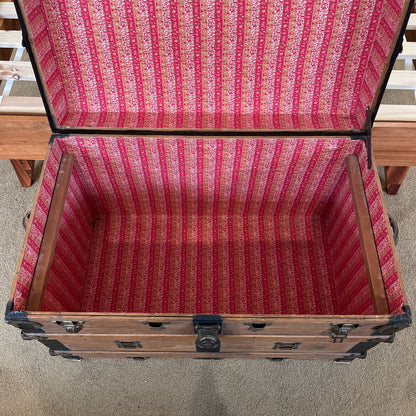 Vintage Rustic Trunk C TRUNKS