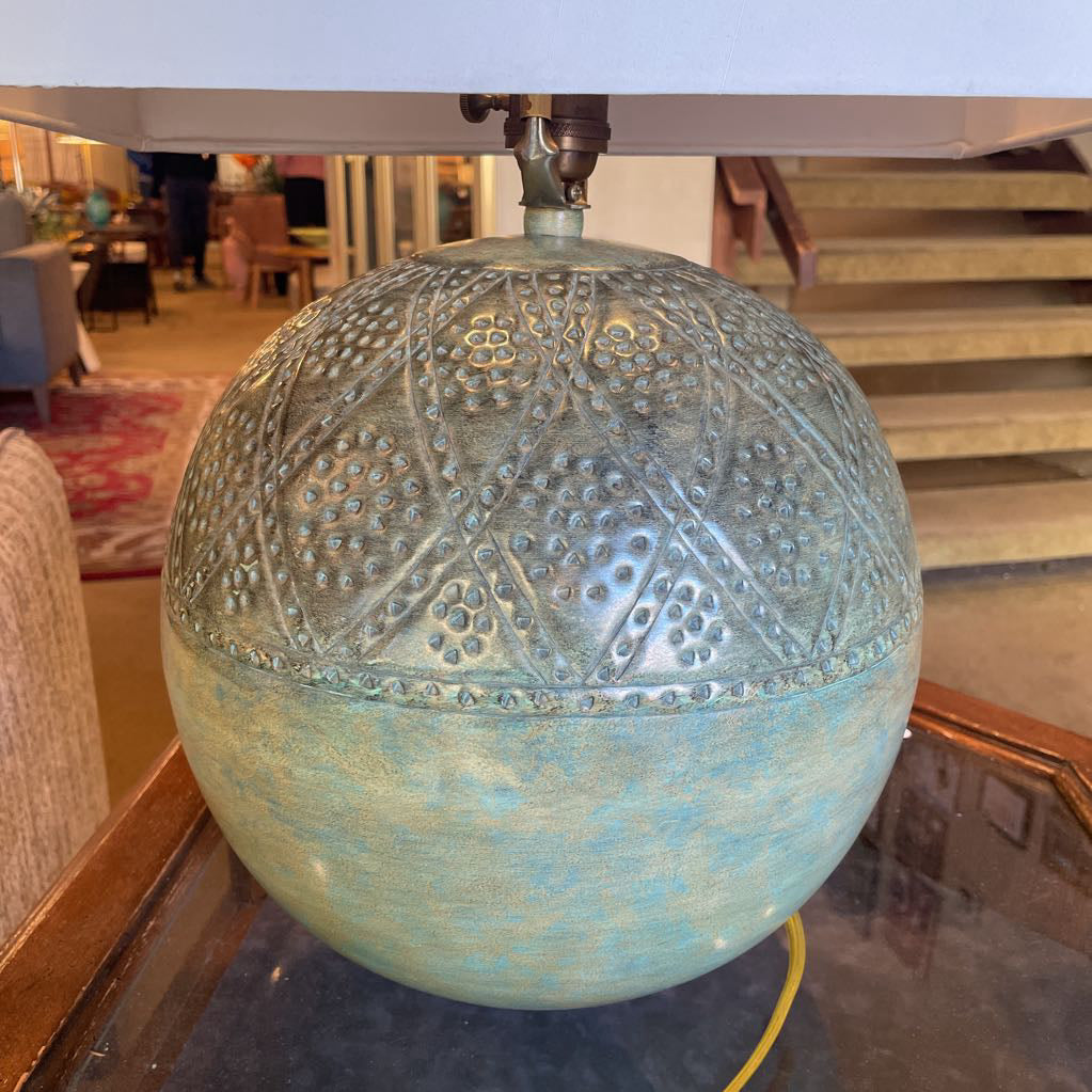 Hammered Metal Ball Lamp LAMPS