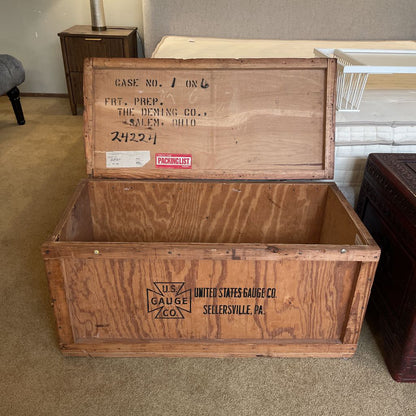U.S. Gauge Co. Crate/Chest UNIQUE FINDS