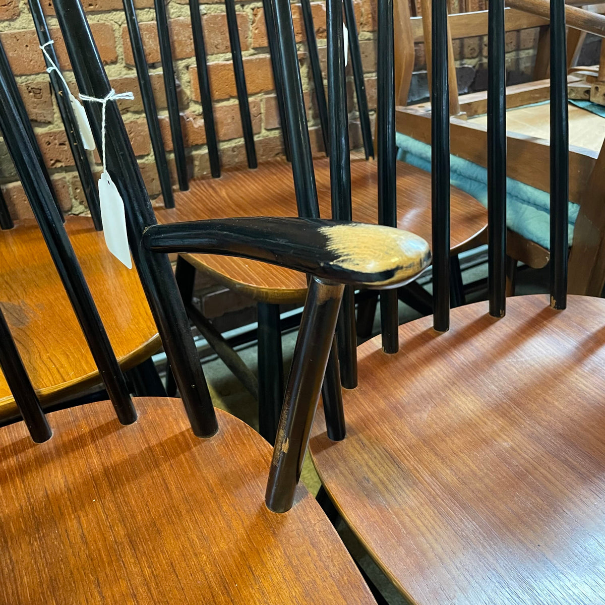 Black Spindle Back w/ Warm Seat Dining Chairs SET of 5