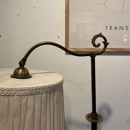 Vintage Brass Floor Lamp with Round Base LAMPS