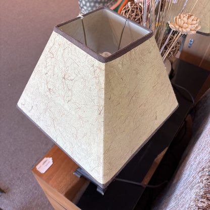 Traditional Style Table Lamp