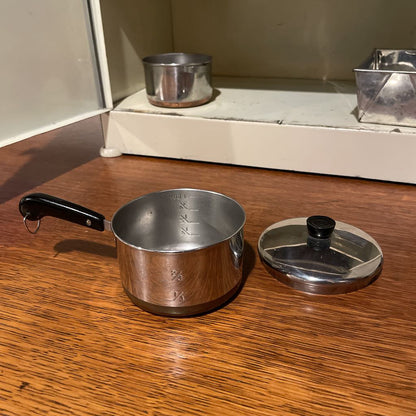 Play Oven with Cabinet and Assorted Play Pots & Pans