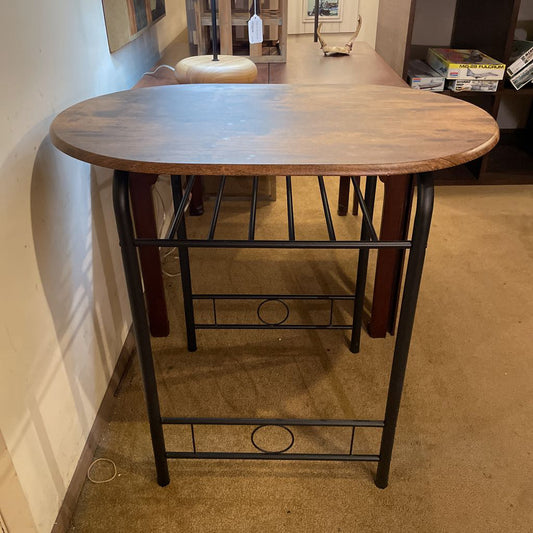 Oval Wood Top Table with Metal Storage Shelf C SIDE TABLES