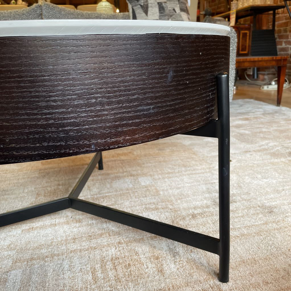 Round White Top Coffee Table w/ Black Base C COFFEE TABLES