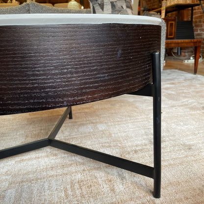 Round White Top Coffee Table w/ Black Base C COFFEE TABLES