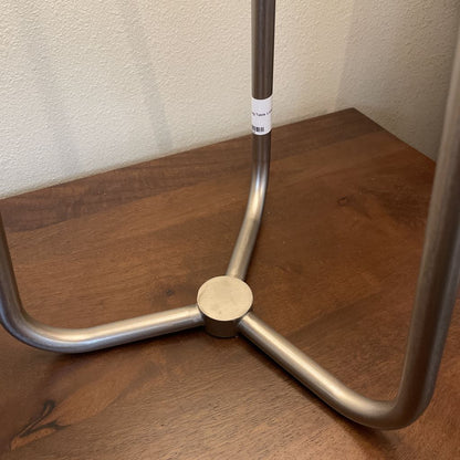 Metal Tri Leg Table Lamp LAMPS