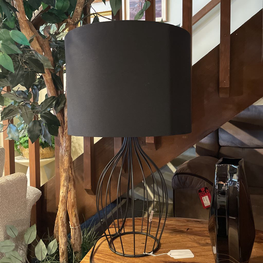 Black Wire Frame Table Lamp