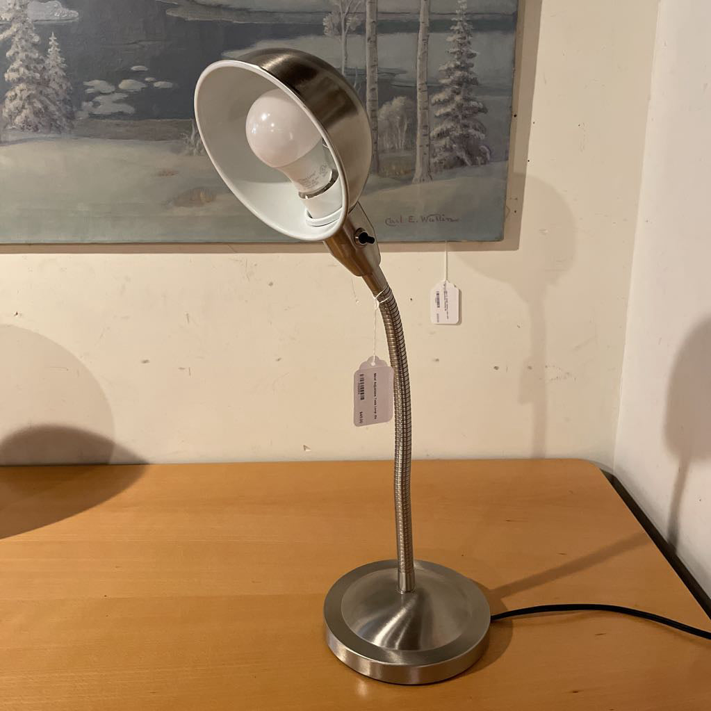 Metal Adjustable Table Lamp