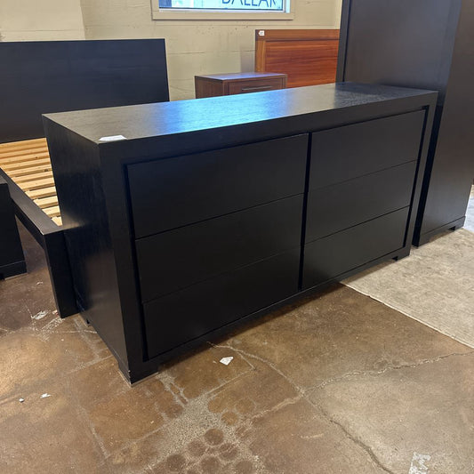 6 Drawer Black Lowboy Dresser C LOWBOYS