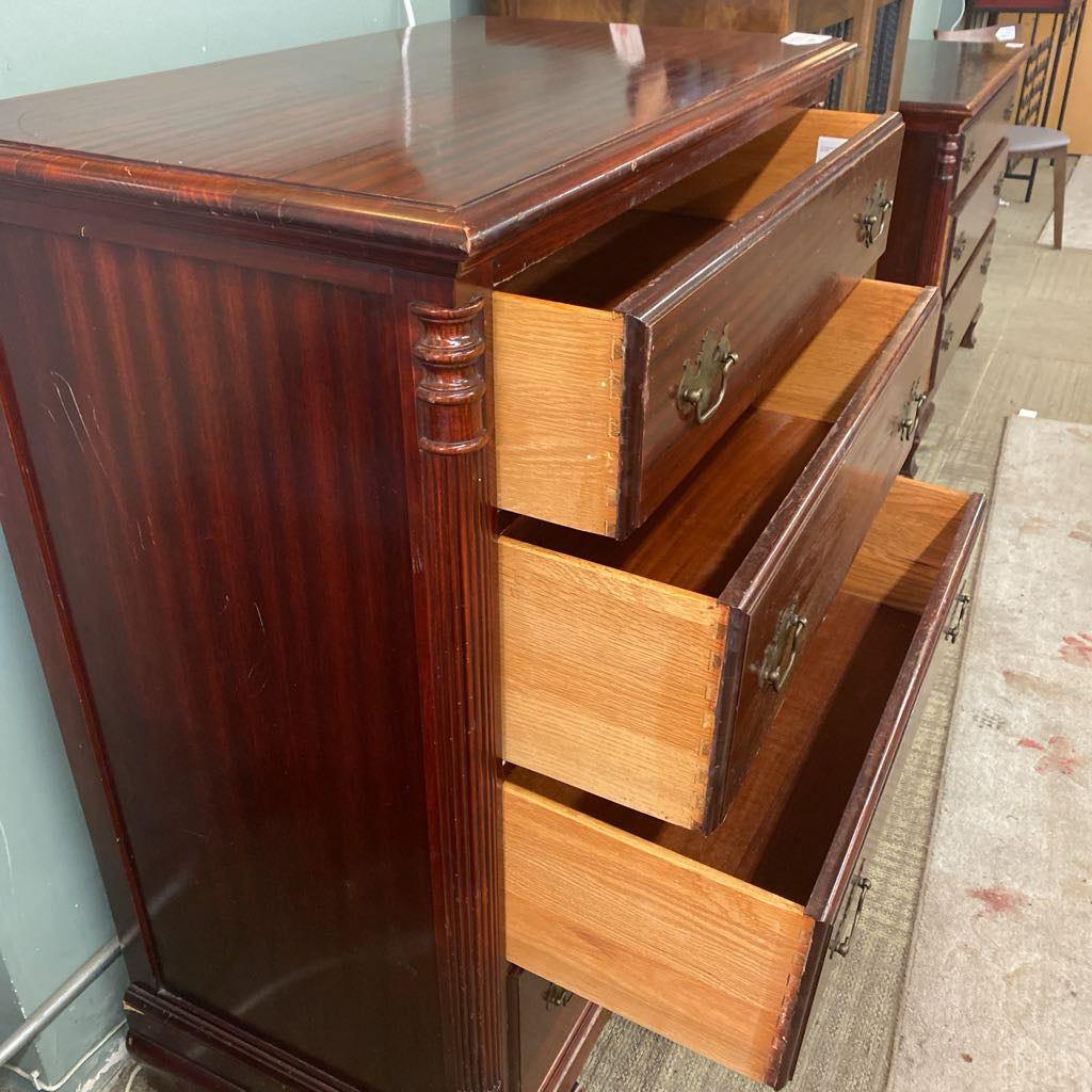 Traditional Four Drawer Chest (AS IS) C HIGHBOYS