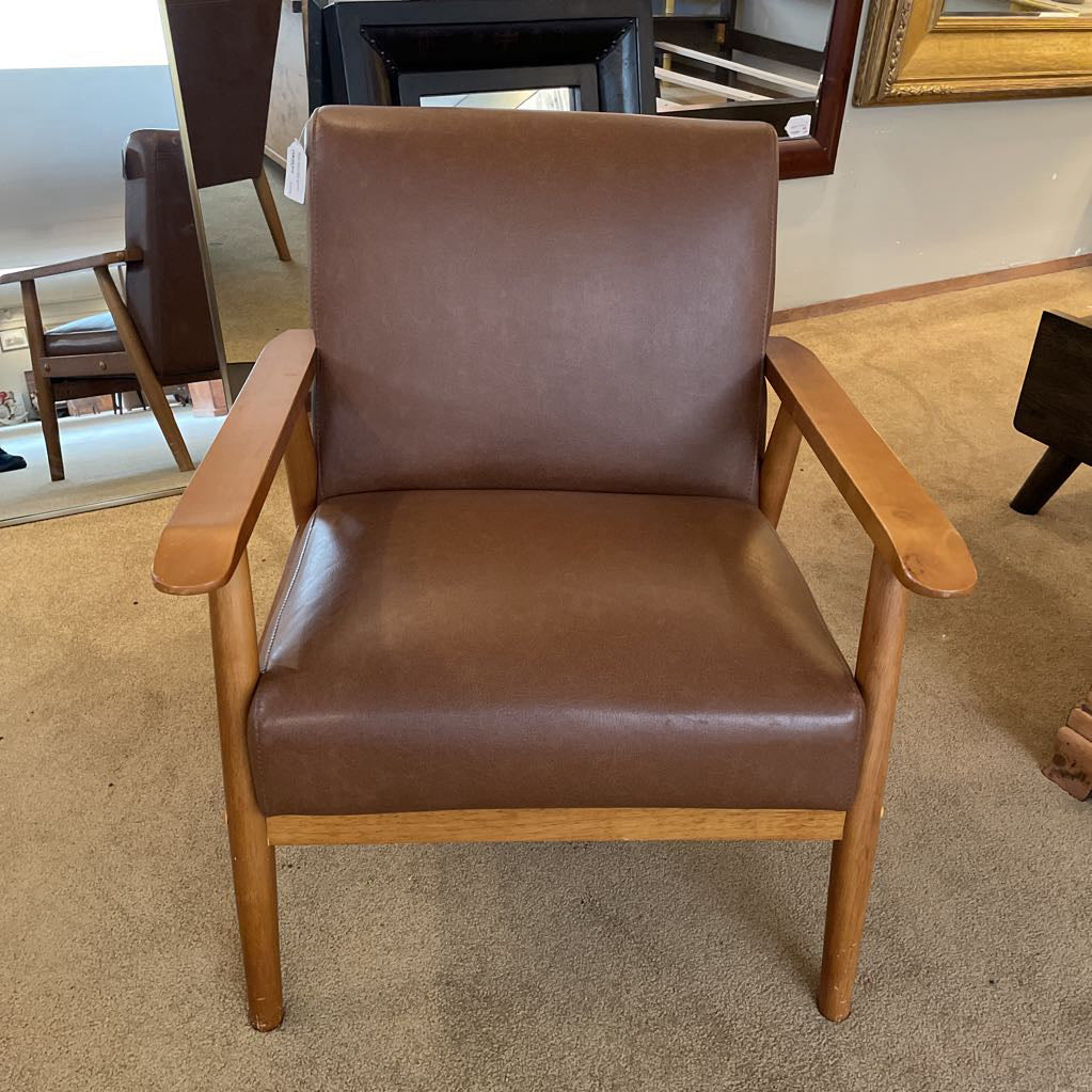 Brown Faux Leather Wooden Frame Accent Chair U ACCENT CHAIRS