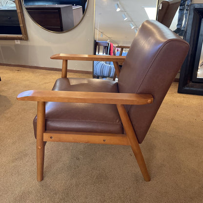 Brown Faux Leather Wooden Frame Accent Chair U ACCENT CHAIRS