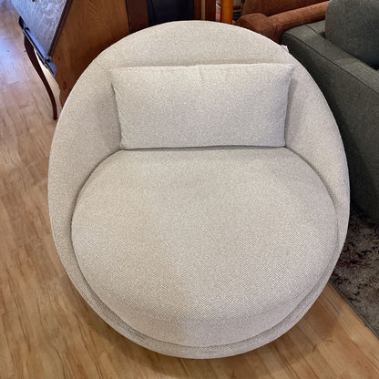 Parana Linen Accent Chair U ACCENT CHAIRS