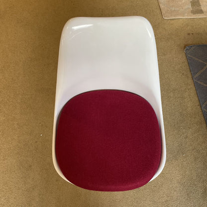 Rove ConceptsSaarinen Stye White Tulip Table and # Swivel Maroon Charis SET