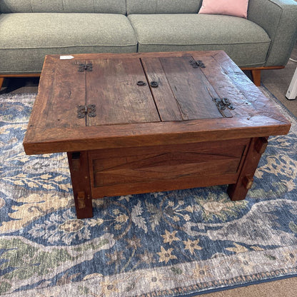 Rustic Wood Coffee Table Trunk