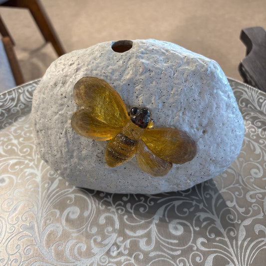 Decorative Faux Stone w/ Bee SMALLS