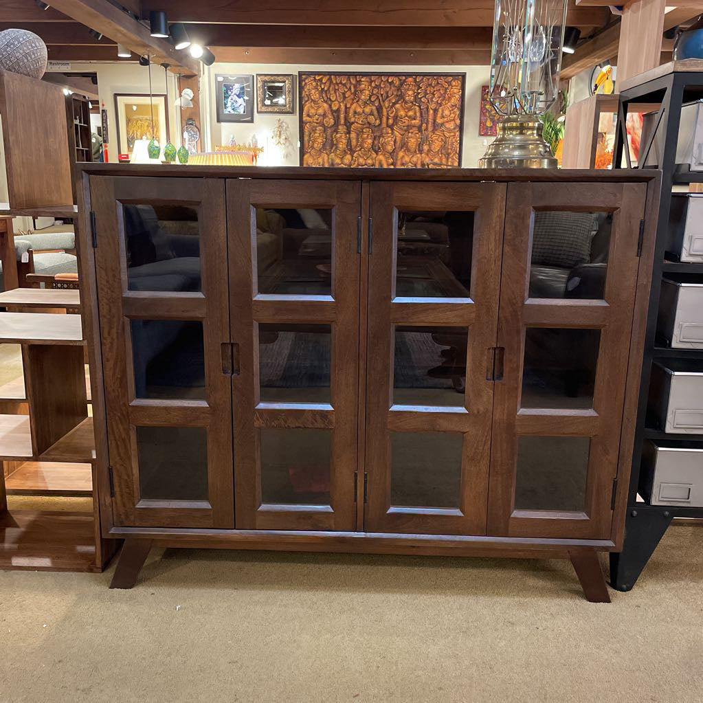 Milnor Display Cabinet C CABINETS