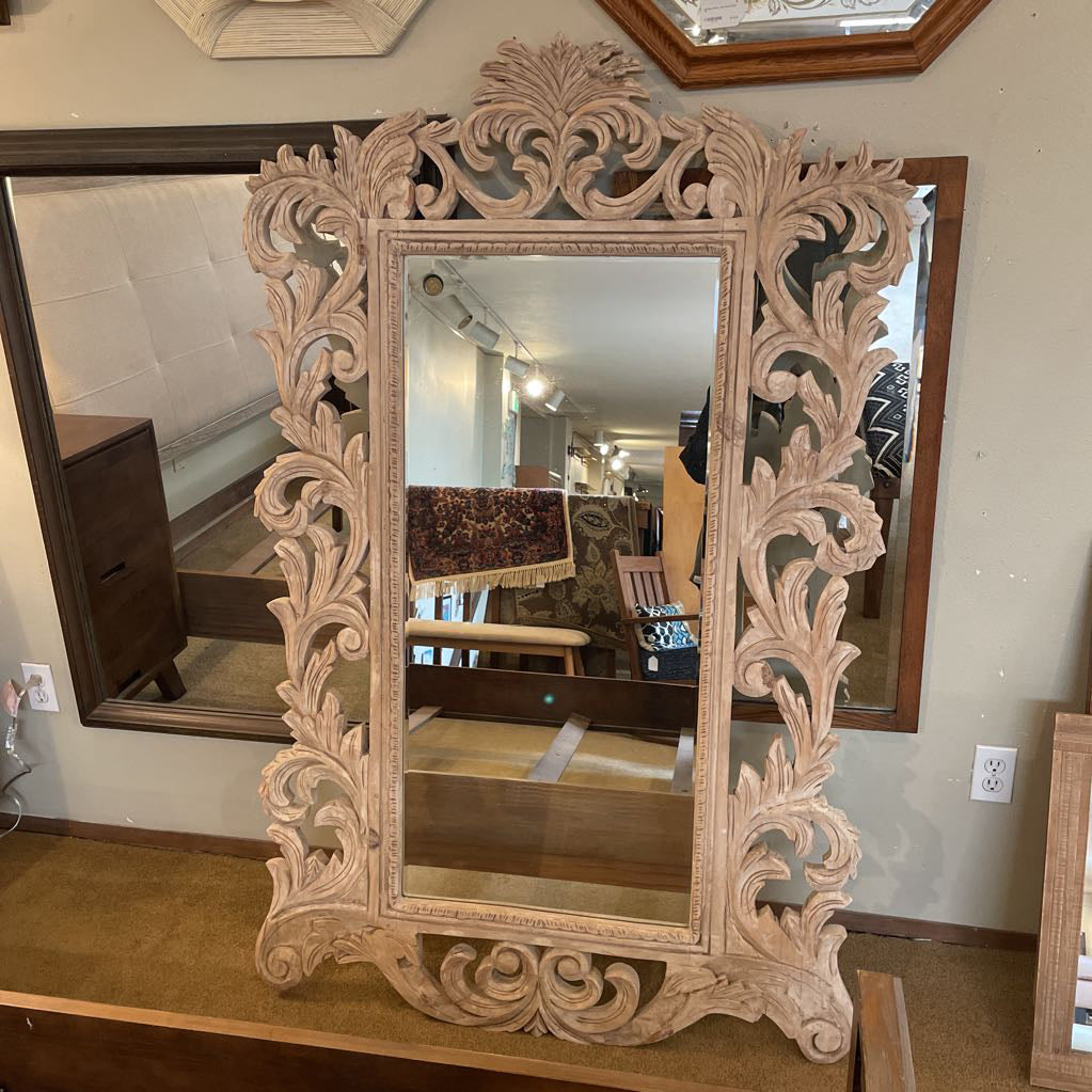 White Carved Wood Frame Mirror C MIRRORS