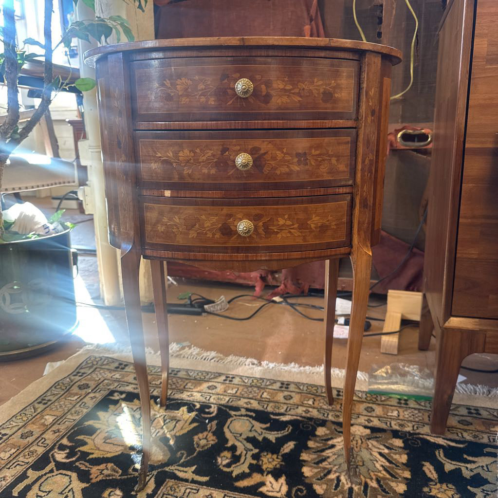 Ornate Inlay 3 Drawer Oval Sidetable
