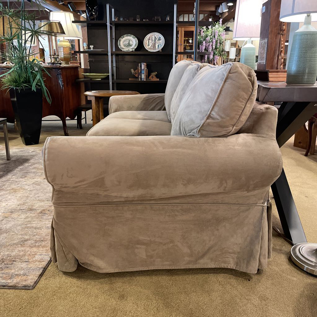 Curved Arm Slip Cover Sofa w/ Additional White Slip Cover