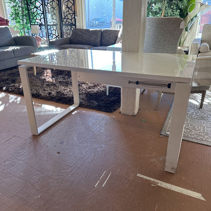 White Modern Desk