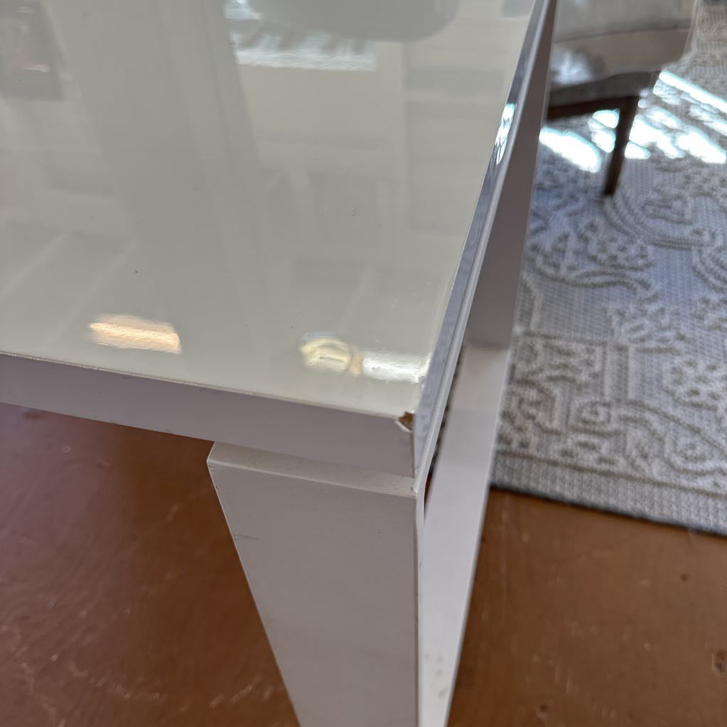 White Modern Desk