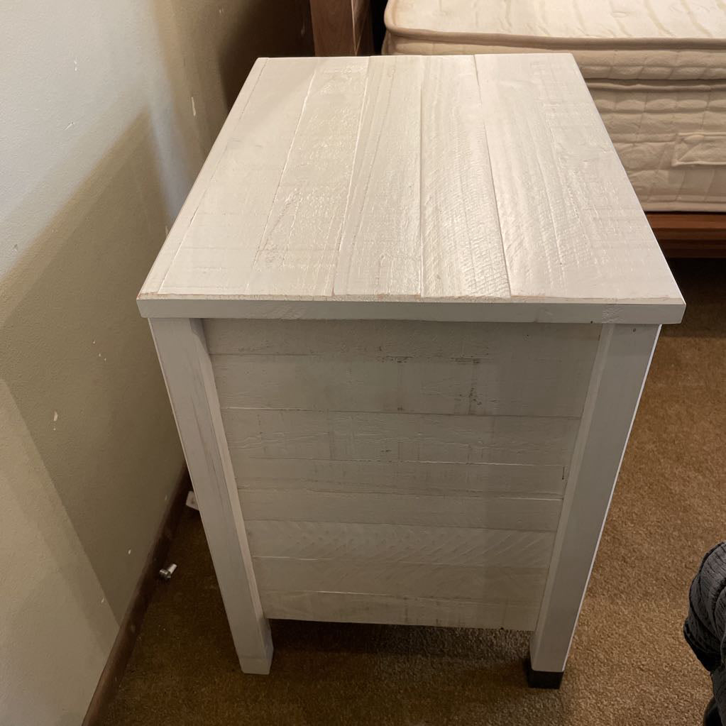 White Wood Rustic 2 Drawer Nightstand C NIGHTSTANDS