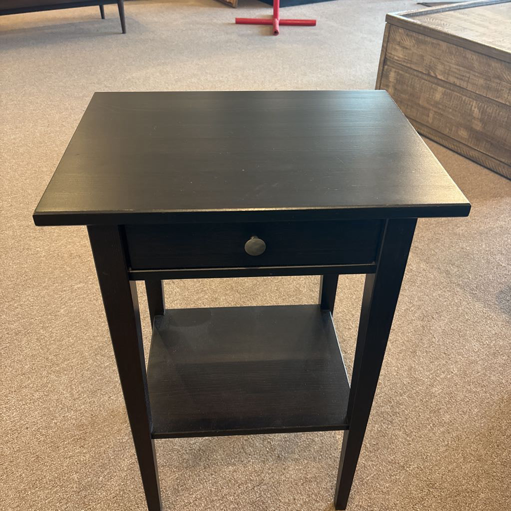Contemporary 1 Drawer Side Table