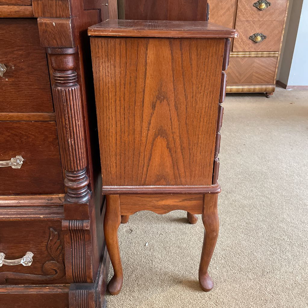 5 Drawer Cabriole Leg Jewelry Chest